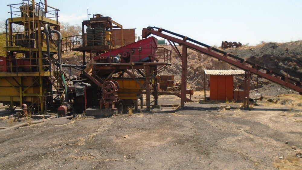 Chinese mining activities in Malawi: who benefits?
