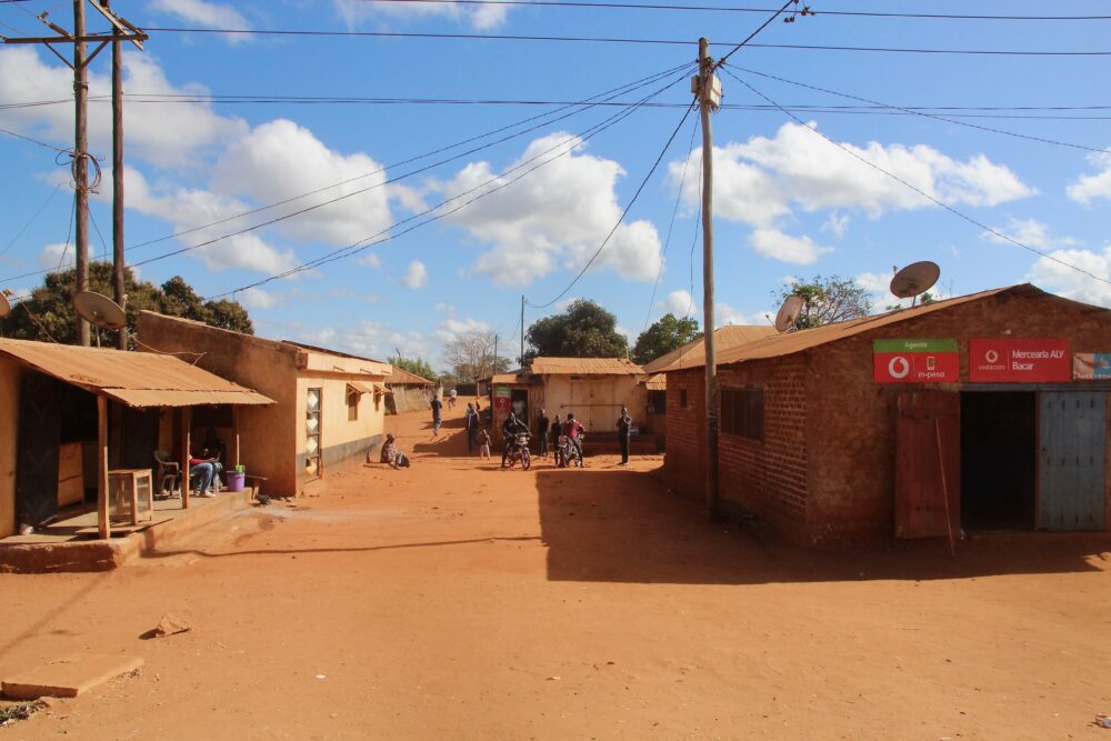 Namanhumbir_GEMFIELD_BASE__1
