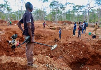 Malawi’s gold reserve strategy reversed amid foreign exchange difficulties