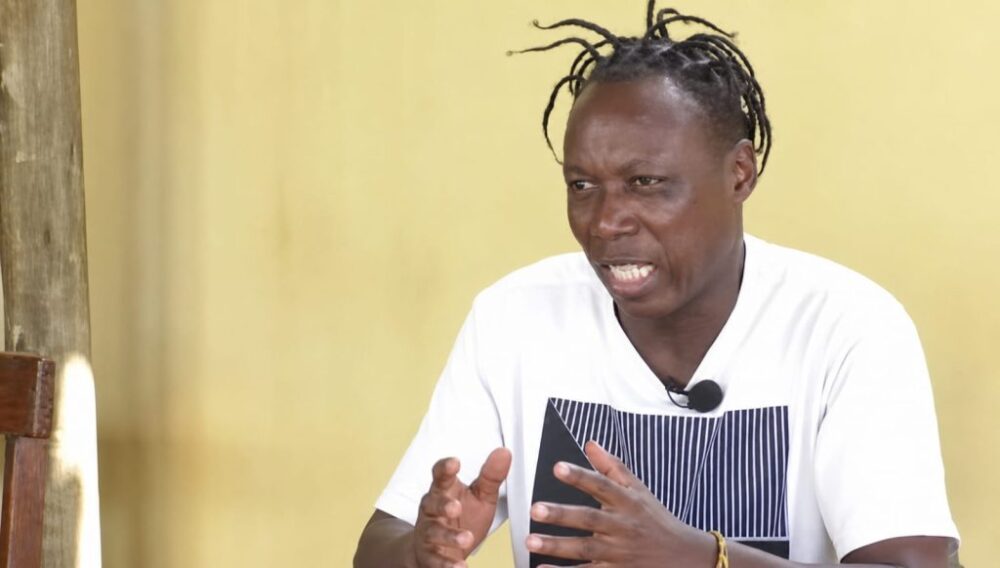 Mozambican journalist defends timber exposé in interrogation as new dispute emerges over seized cargo